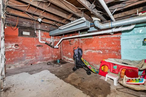 Tiny photo for 629 5Th Street, Fort Wayne, IN 46808 (MLS # 202615797)