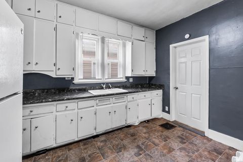 Tiny photo for 629 5Th Street, Fort Wayne, IN 46808 (MLS # 202615797)