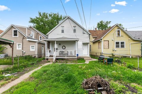 Tiny photo for 629 5Th Street, Fort Wayne, IN 46808 (MLS # 202615797)