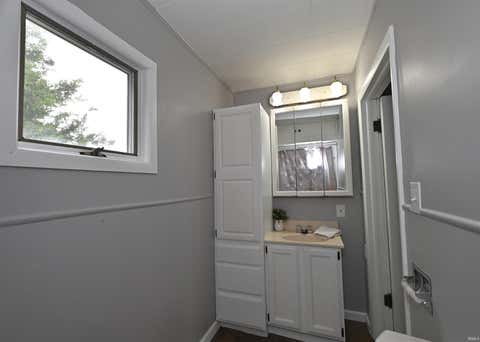 Tiny photo for 911 N Hathaway Street, Winamac, IN 46996 (MLS # 202613940)