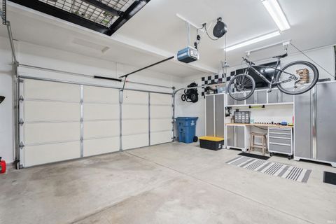 Tiny photo for 18950 Big Circle Drive, Noblesville, IN 46062 (MLS # 202612276)