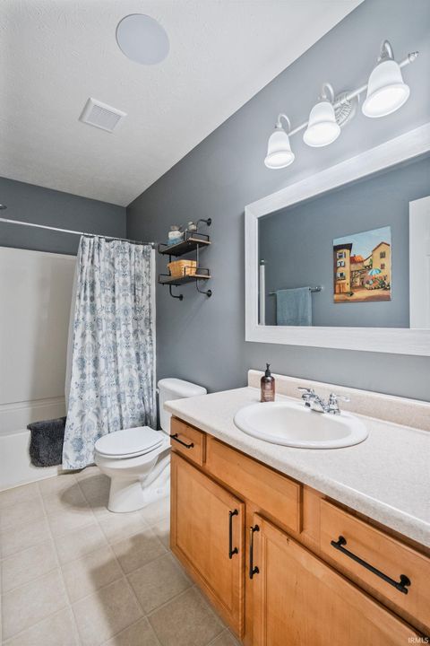 Tiny photo for 18950 Big Circle Drive, Noblesville, IN 46062 (MLS # 202612276)