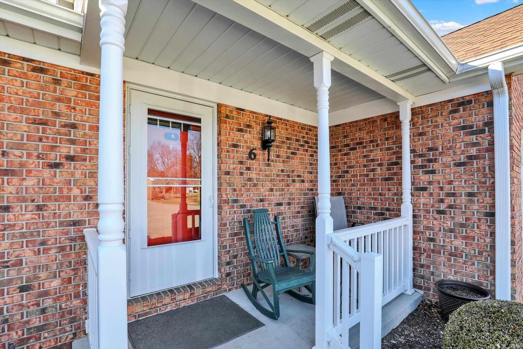 Photo of 1409 Pembroke Circle #6, Goshen, IN 46526 (MLS # 202605290)