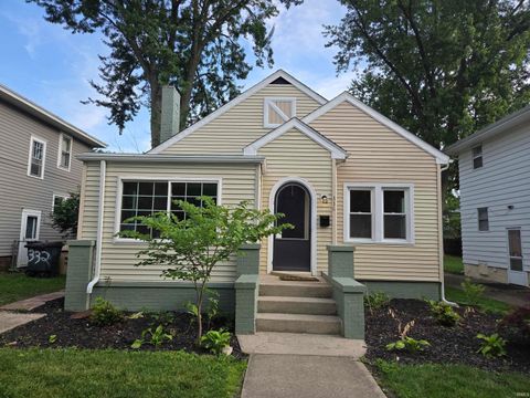 Photo of 336 Parkovash Avenue, South Bend, IN 46617 (MLS # 202622474)