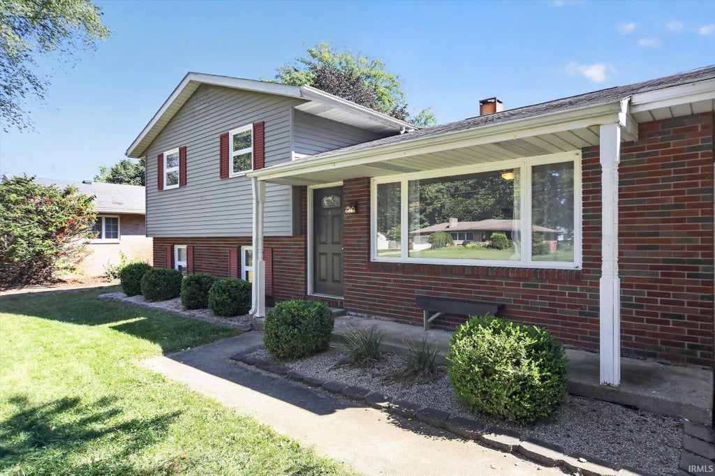 Photo of 56628 County Road 13, Elkhart, IN 46516 (MLS # 202637764)