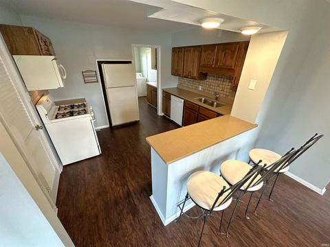 Tiny photo for 5162 E Quiet Water Court, Monticello, IN 47960 (MLS # 202614822)