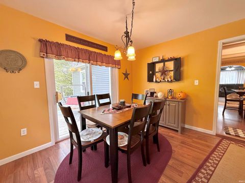 Tiny photo for 4691 E Ravinea Loop, Monticello, IN 47960 (MLS # 202541719)