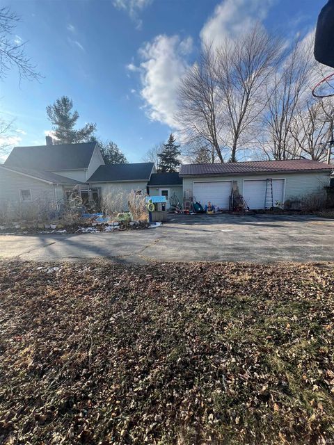 Tiny photo for 103 E 2nd Street, Converse, IN 46919 (MLS # 202602333)