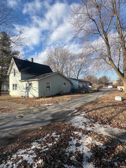 Tiny photo for 103 E 2nd Street, Converse, IN 46919 (MLS # 202602333)