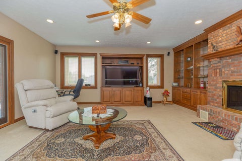 Tiny photo for 2022 S Center Road, Boonville, IN 47601 (MLS # 202638842)