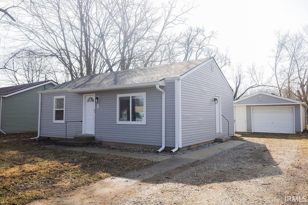 Photo of 227 Midway Drive, New Castle, IN 47362 (MLS # 202606318)