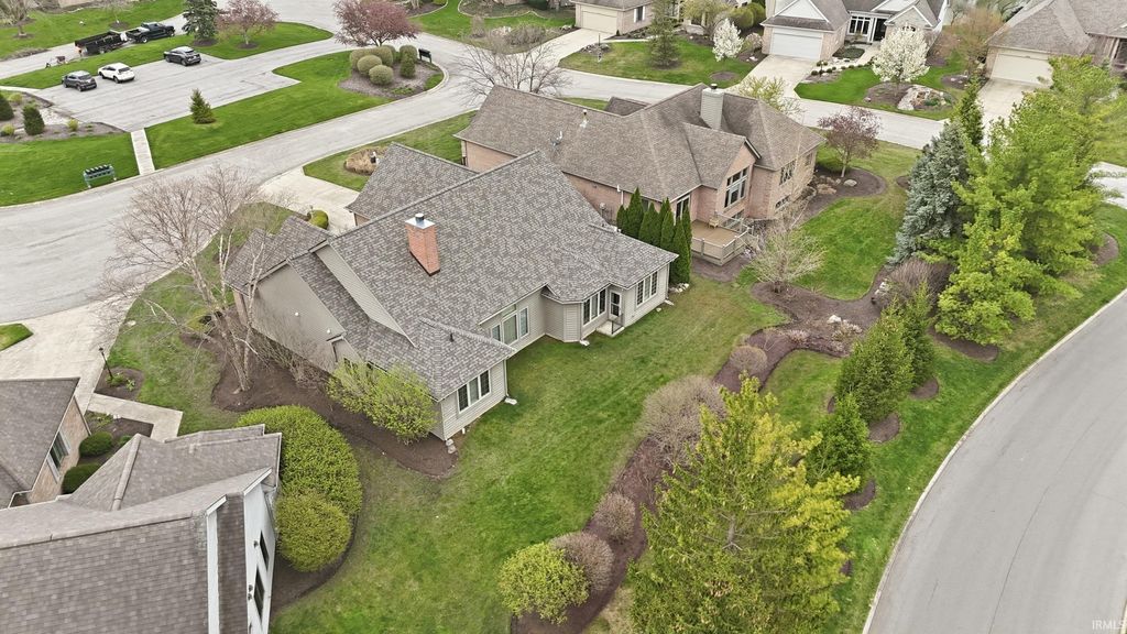 Photo of 12030 Sycamore Lakes Court, Fort Wayne, IN 46814 (MLS # 202612451)