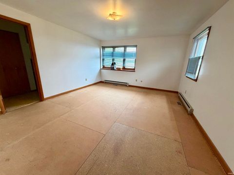 Tiny photo for 2811 E 100 South Road, Kokomo, IN 46902 (MLS # 202618631)