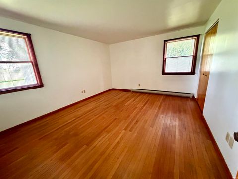 Tiny photo for 2811 E 100 South Road, Kokomo, IN 46902 (MLS # 202618631)
