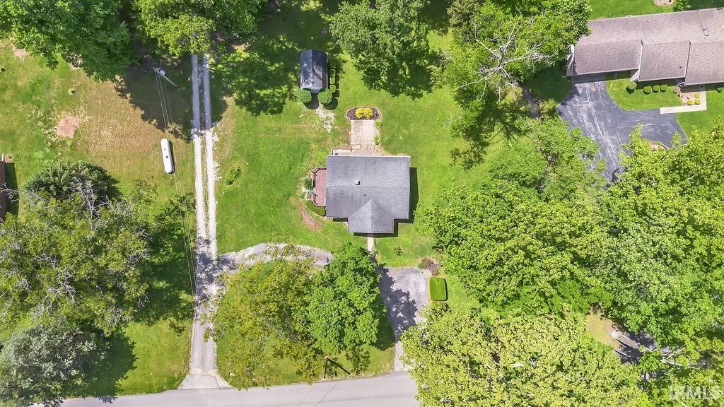 Photo of 6581 N Showers Road, Bloomington, IN 47408 (MLS # 202621257)