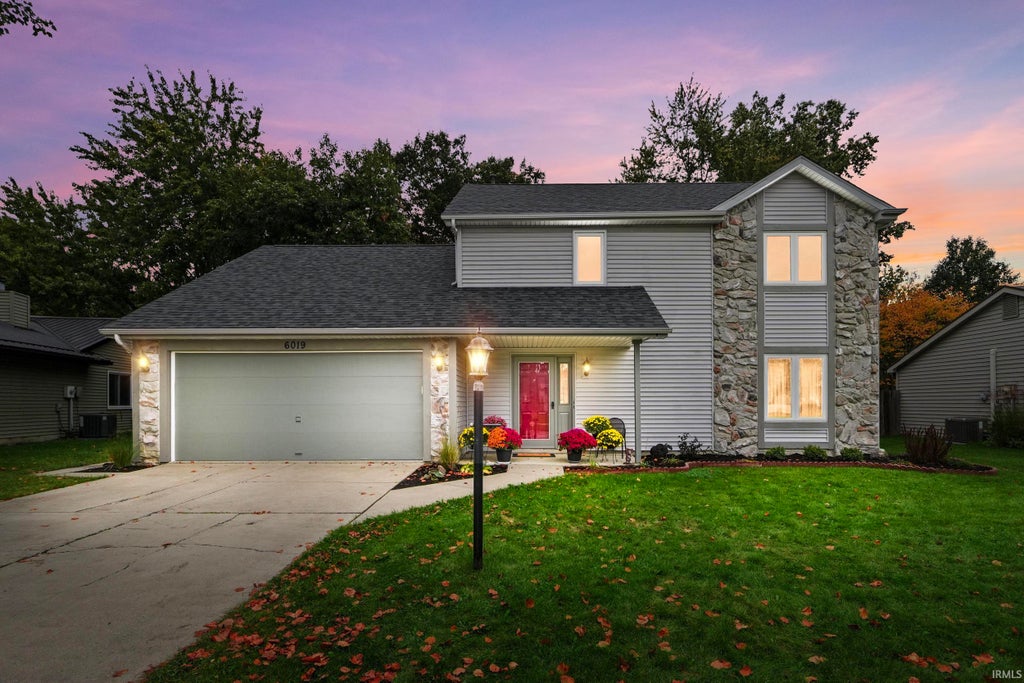 Photo of 6019 Bellingham Lane, Fort Wayne, IN 46835 (MLS # 202643318)