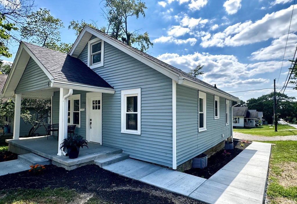 Photo of 1200 S Park Avenue, Bloomington, IN 47401 (MLS # 202632994)