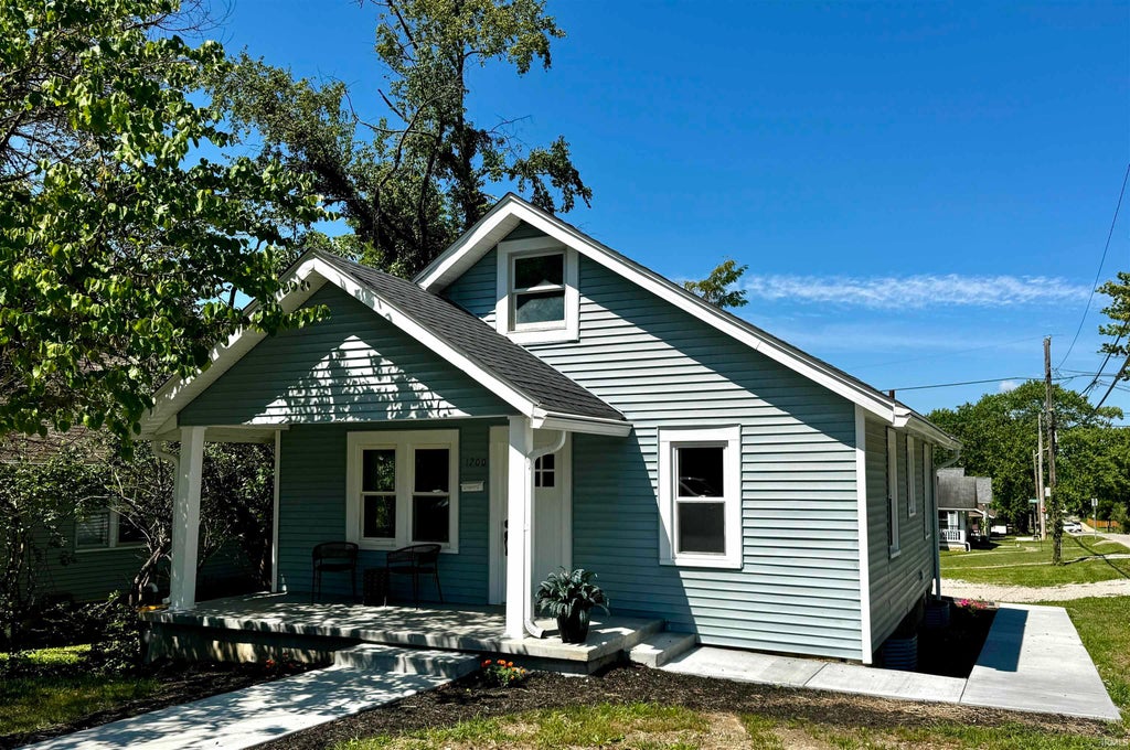 Photo of 1200 S Park Avenue, Bloomington, IN 47401 (MLS # 202632994)