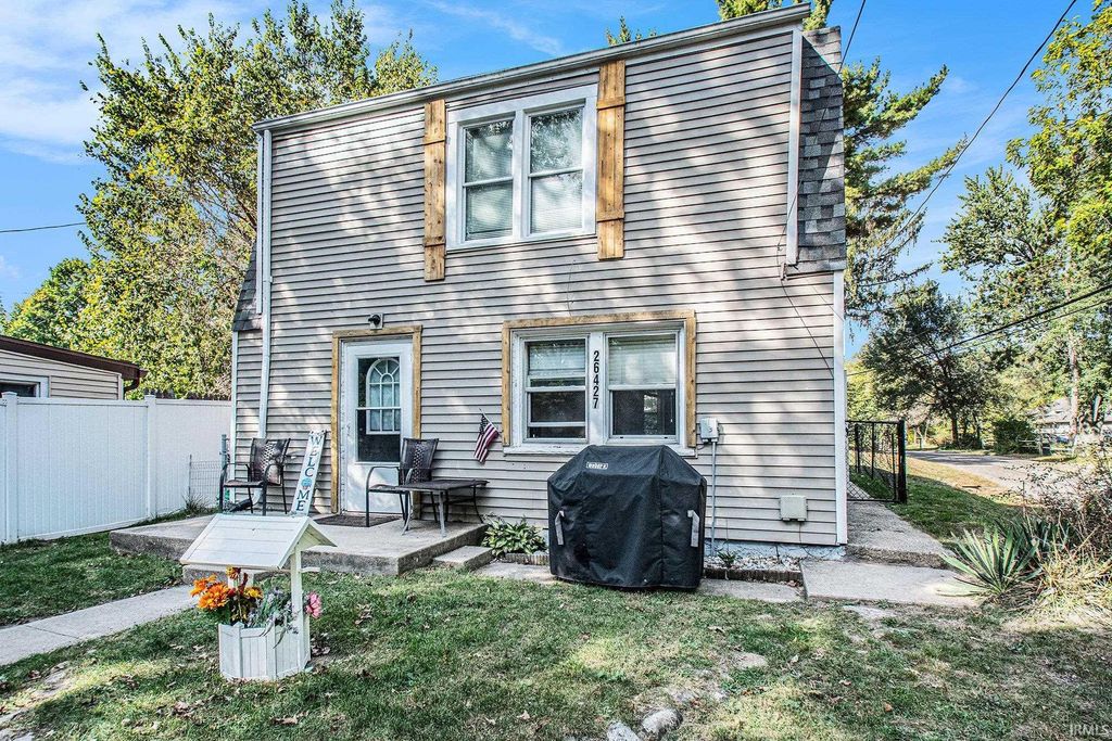 Photo of 26427 Evans Drive, South Bend, IN 46628 (MLS # 202540707)