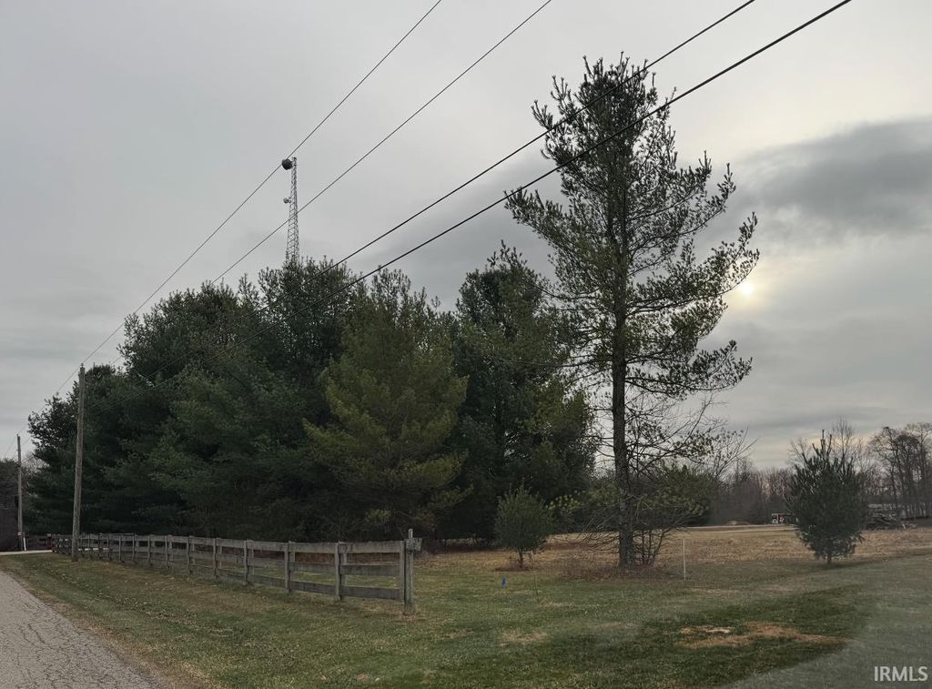 Photo of 4268 E Farr Road, Bloomington, IN 47408 (MLS # 202600079)