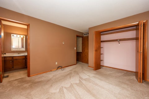 Tiny photo for 22825 Kammeyer Road, Woodburn, IN 46797 (MLS # 202622270)
