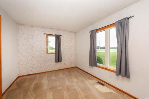 Tiny photo for 22825 Kammeyer Road, Woodburn, IN 46797 (MLS # 202622270)