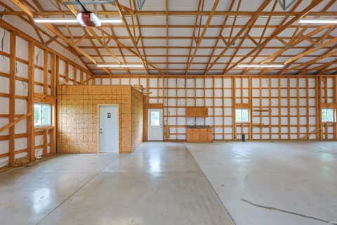 Tiny photo for 22825 Kammeyer Road, Woodburn, IN 46797 (MLS # 202622270)