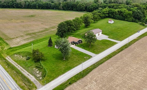 Tiny photo for 22825 Kammeyer Road, Woodburn, IN 46797 (MLS # 202622270)