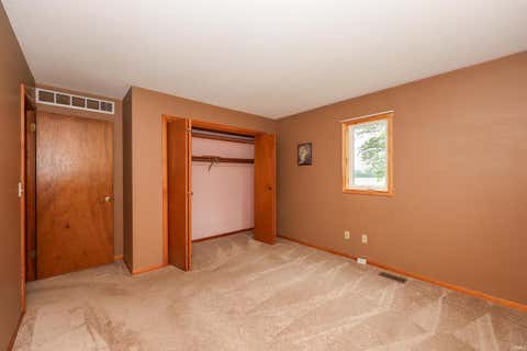 Tiny photo for 22825 Kammeyer Road, Woodburn, IN 46797 (MLS # 202622270)
