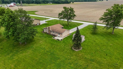 Tiny photo for 22825 Kammeyer Road, Woodburn, IN 46797 (MLS # 202622270)