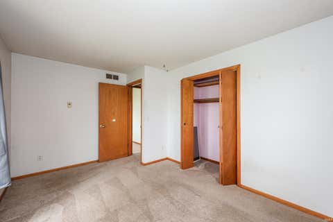 Tiny photo for 22825 Kammeyer Road, Woodburn, IN 46797 (MLS # 202622270)