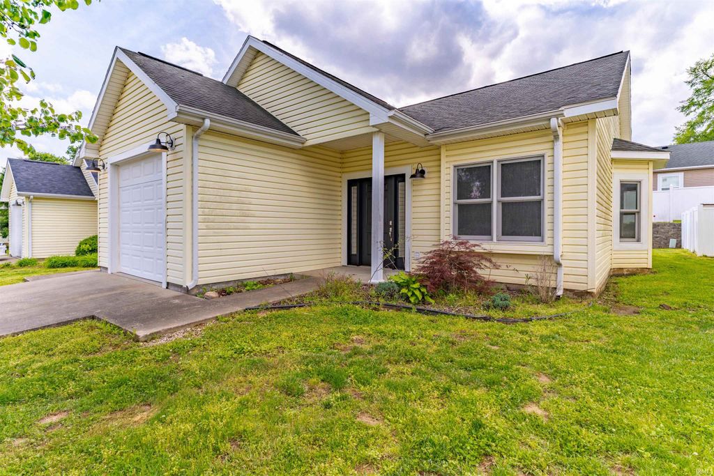 Photo of 1503 Autumn Drive, Boonville, IN 47601 (MLS # 202616251)