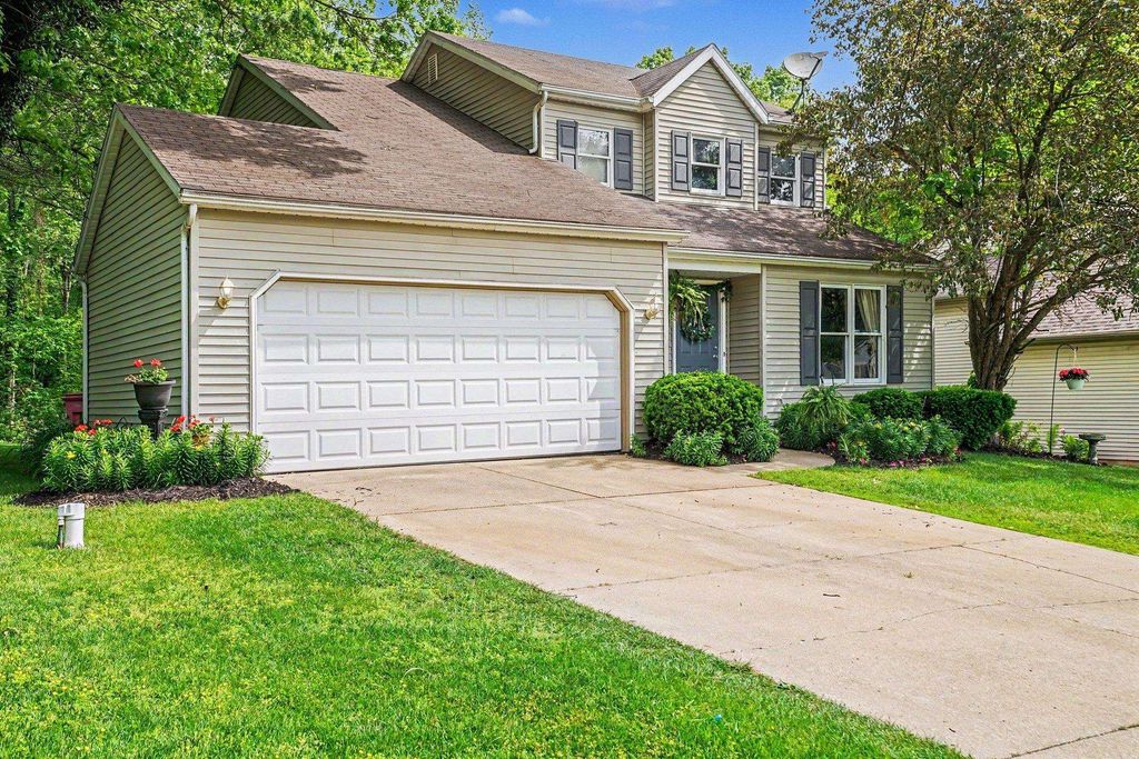 Photo of 26551 Hampton Woods Drive, Elkhart, IN 46514 (MLS # 202620529)