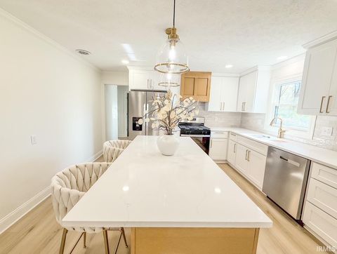 Tiny photo for 228 Breezy Lane, Kokomo, IN 46901 (MLS # 202545377)