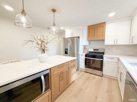 Tiny photo for 228 Breezy Lane, Kokomo, IN 46901 (MLS # 202545377)