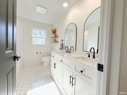 Tiny photo for 228 Breezy Lane, Kokomo, IN 46901 (MLS # 202545377)