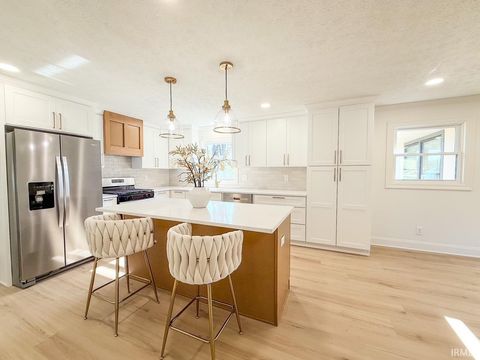 Tiny photo for 228 Breezy Lane, Kokomo, IN 46901 (MLS # 202545377)