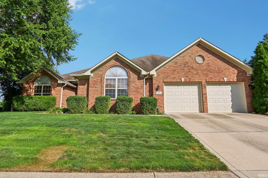 Photo of 7701 DONEGAL Drive, Indianapolis, IN 46217 (MLS # 202600629)