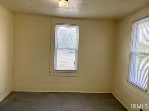 Tiny photo for 916 S NEBRASKA Street, Marion, IN 46953 (MLS # 202612342)