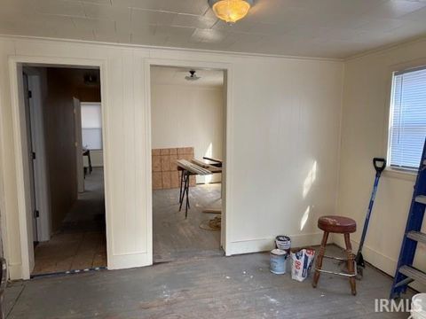 Tiny photo for 916 S NEBRASKA Street, Marion, IN 46953 (MLS # 202612342)