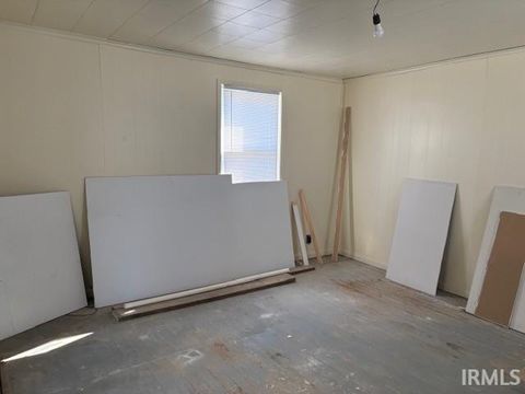 Tiny photo for 916 S NEBRASKA Street, Marion, IN 46953 (MLS # 202612342)