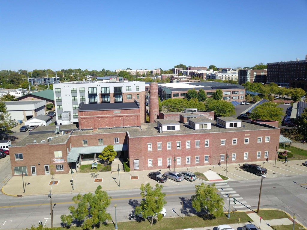 Photo of 400 W 7th Street #103, Bloomington, IN 47404 (MLS # 202623860)