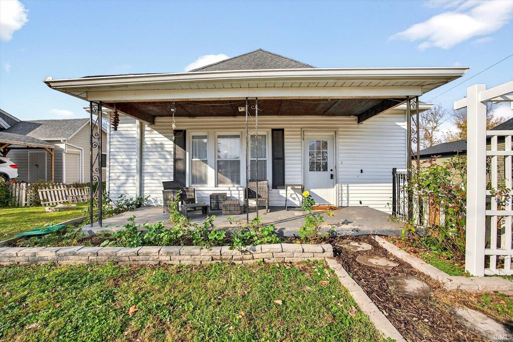 Photo of 1117 P Street, Bedford, IN 47421 (MLS # 202544493)