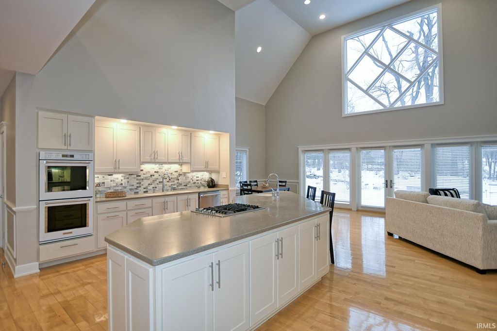 Photo of 2433 Lakeridge Drive, Newburgh, IN 47630 (MLS # 202604300)