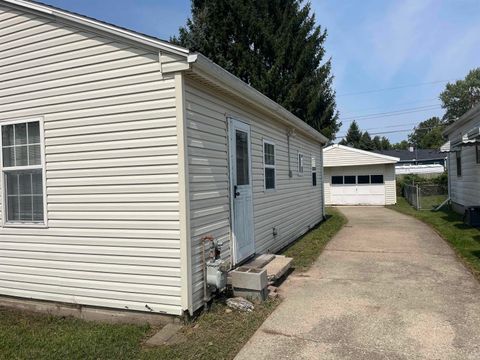 Tiny photo for 1404 W North Street, Kokomo, IN 46901 (MLS # 202525986)