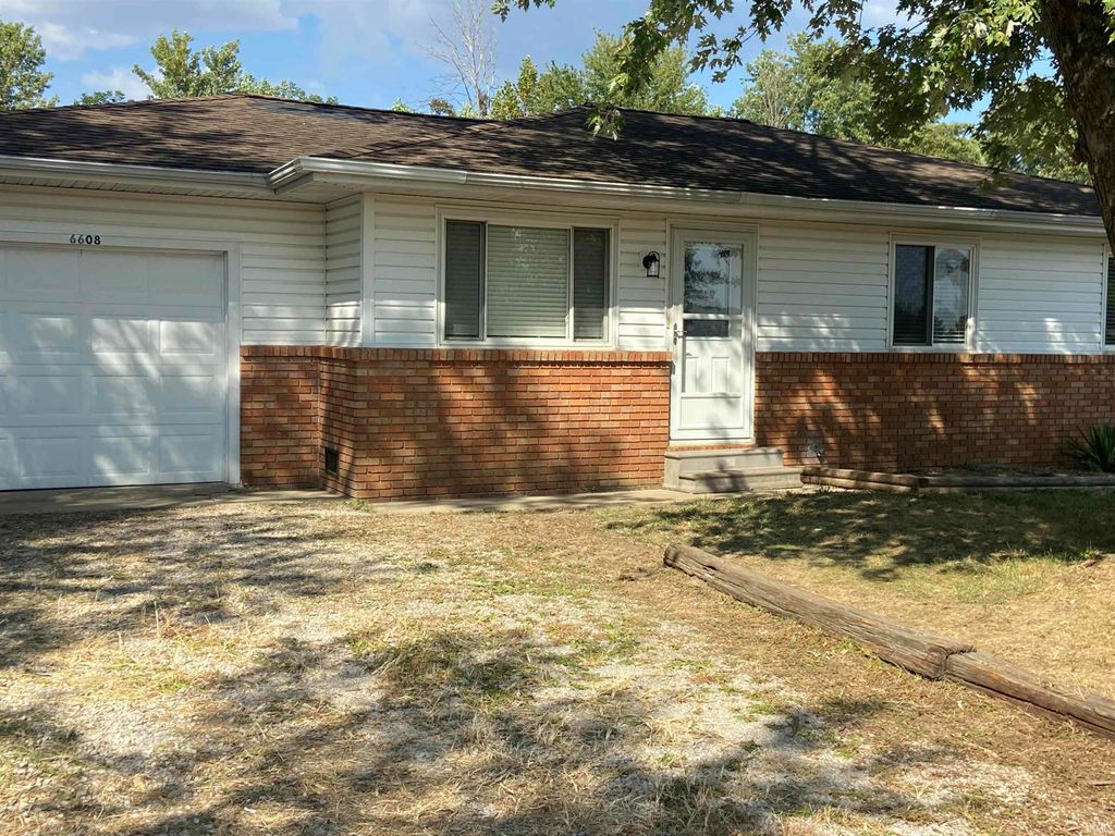 Photo of 6608 E Baseline Road, Evansville, IN 47725 (MLS # 202538574)