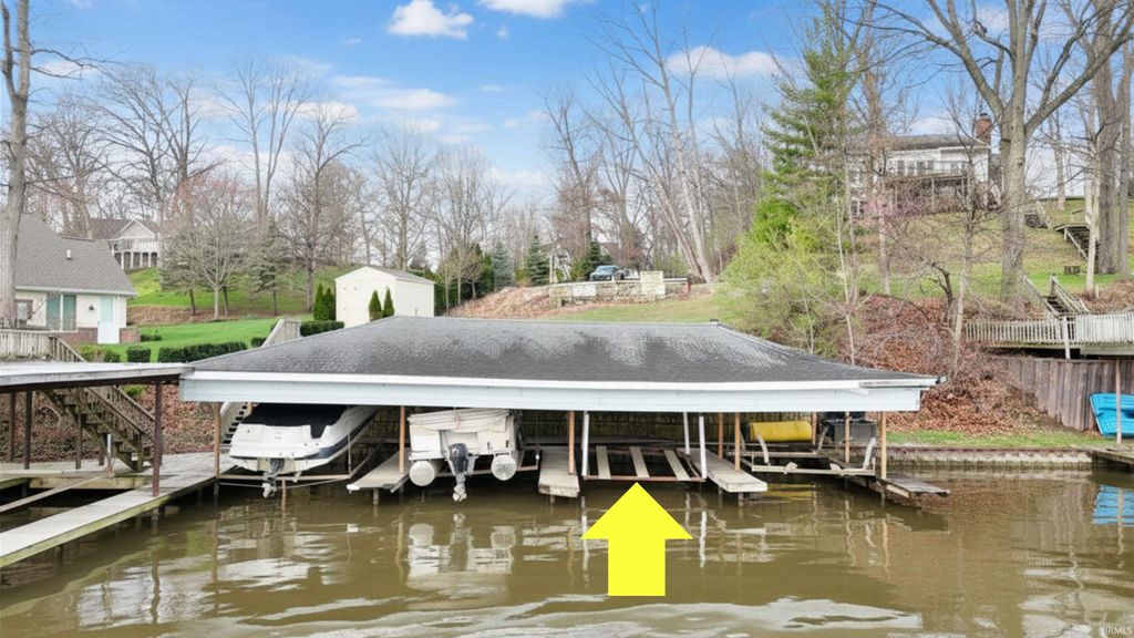 Photo of 3016 S Brentwood Place, Monticello, IN 47960 (MLS # 202611449)