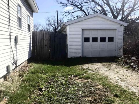 Tiny photo for 713 S Franklin Street, Winamac, IN 46996 (MLS # 202610493)