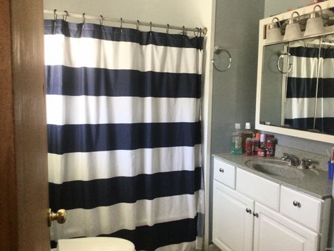 Tiny photo for 713 S Franklin Street, Winamac, IN 46996 (MLS # 202610493)