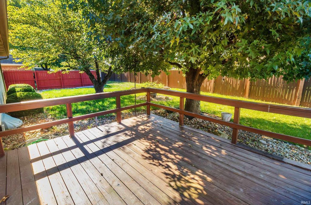 Photo of 6077 River Bluff Drive, Newburgh, IN 47630 (MLS # 202603362)